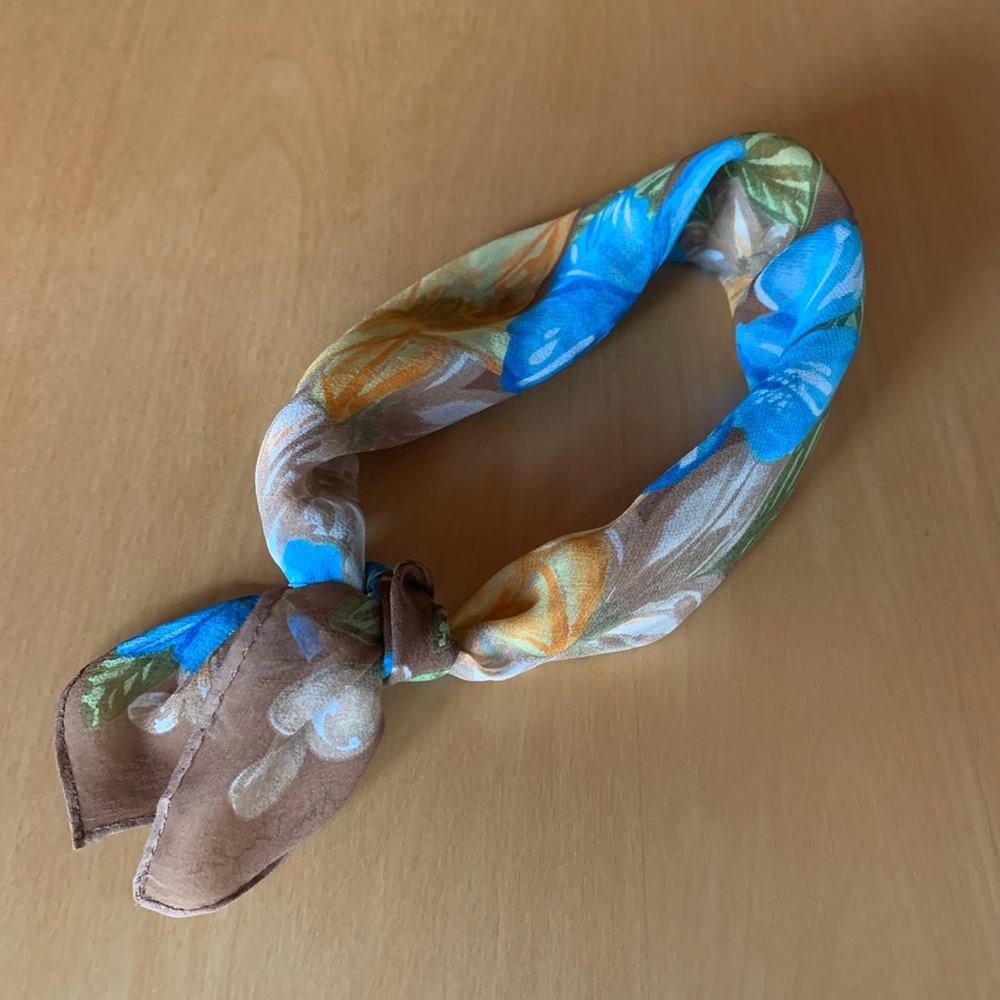 Ann Taylor 100% Silk Flower Print Little Scarf